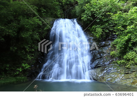小谷瀑布（Yoro Valley Ozawa Matano Falls） 63696401