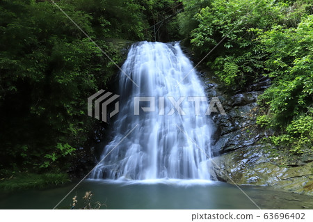 小谷瀑布（Yoro Valley Ozawa Matano Falls） 63696402