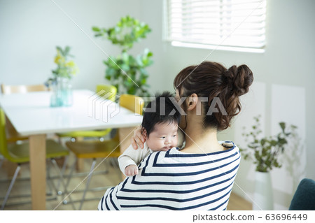 Mom and baby 63696449