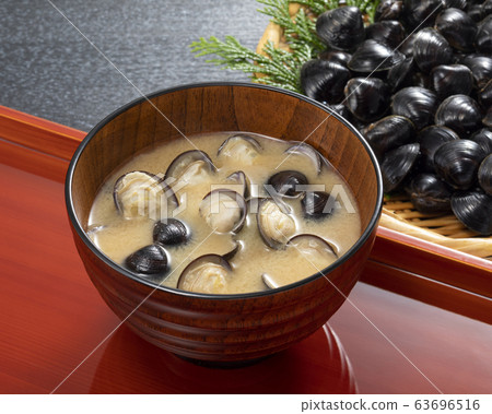 Shijimino miso soup Shijimino miso soup 63696516