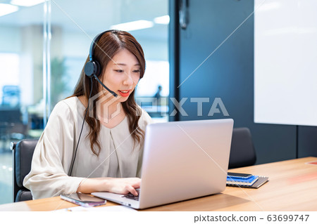Telework teleconference image Telework teleconference image 63699747