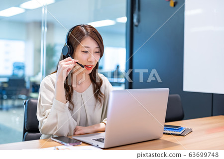 Telework teleconference image Telework teleconference image 63699748