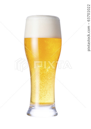 生啤酒倒入杯子 生啤酒倒入杯子 63701022