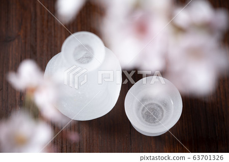 Sake and cherry blossoms Sake and cherry blossoms 63701326