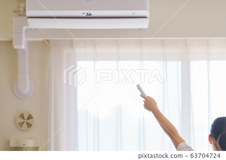 空調溫度控制通風製冷夏季遙控器客廳人女人日本防病毒空氣淨化器 63704724