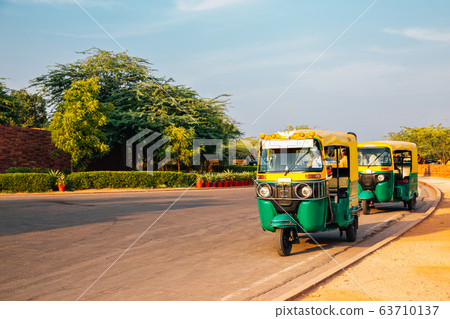 Auto rickshaw in Jodhpur, Rajasthan, India 63710137