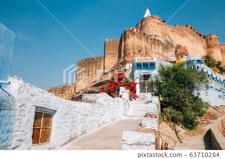 Mehrangarh Fort ancient ruins in Jodhpur, India Mehrangarh Fort ancient ruins in Jodhpur, India 63710284