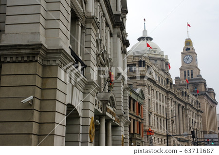 Shanghai Bund 63711687