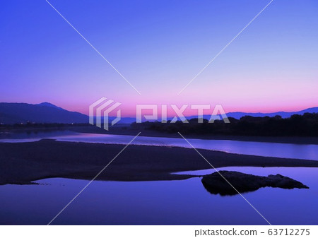 Yoshinogawa Magic Hour 63712275