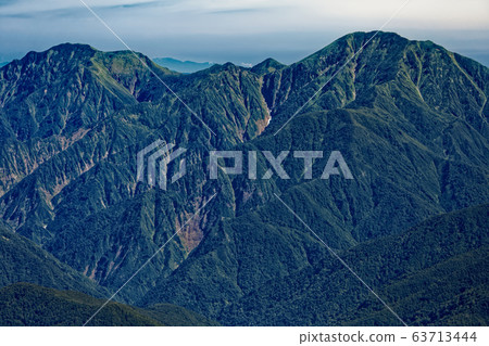 從富士山看中野和越後小竹 63713444