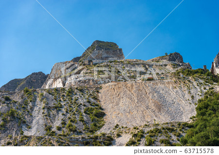 Apuan Alps Italy - The famous quarries of white Carrara marble 63715578