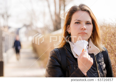 The girl took off the mask The girl took off the mask 63720857