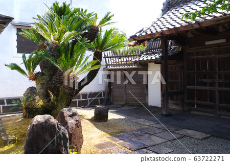View of the inner yard of the former Kikuya family in Hagi City 63722271