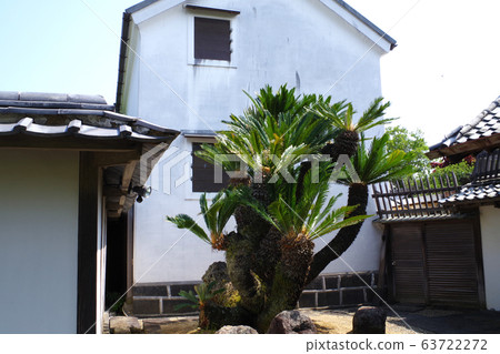 View of the inner yard of the former Kikuya family in Hagi City 63722272