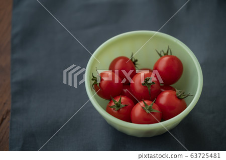 Tomato   63725481