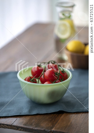 Strawberry and lemon 63725521