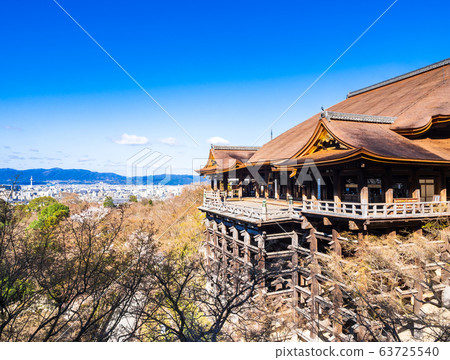 Kiyomizu-dera main hall in early spring Kiyomizu-dera main hall in early spring 63725540