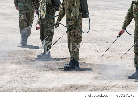 SDF using a portable decontamination machine SDF using a portable decontamination machine 63727173