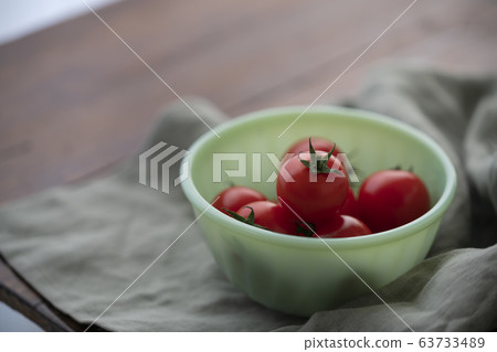 Tomato Tomato 63733489