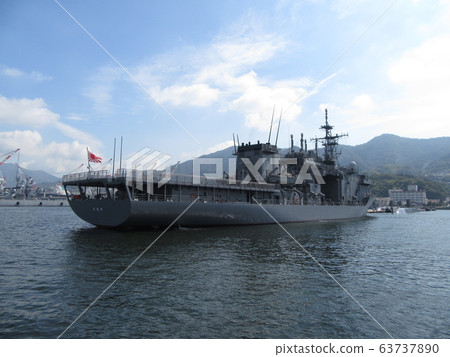 Visiting Kure Bay ships 63737890