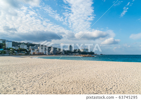 Nanki Shirahama 63745295