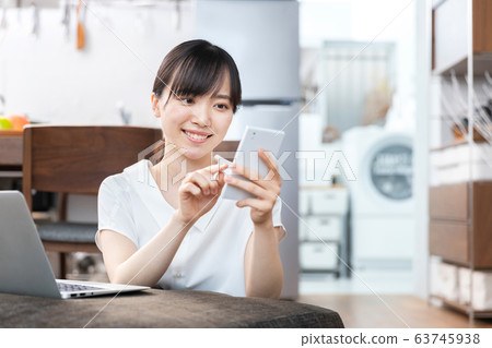 Woman Lifestyle Home 63745938