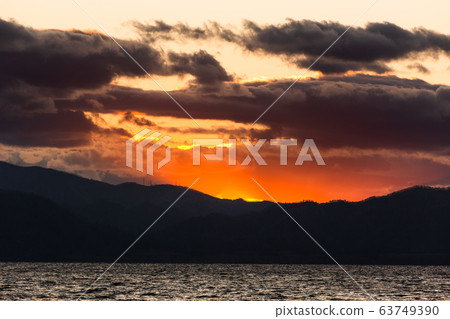 Sunset at Lake Shikotsu, a national park in Hokkaido, Japan Sunset at Lake Shikotsu, a national park in Hokkaido, Japan 63749390