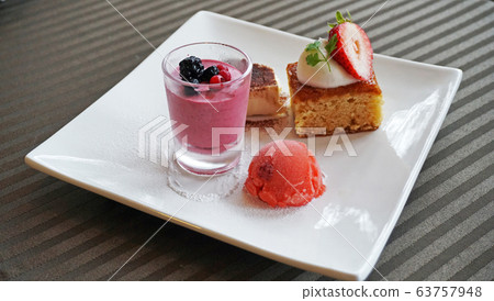 Strawberry dessert Strawberry dessert 63757948