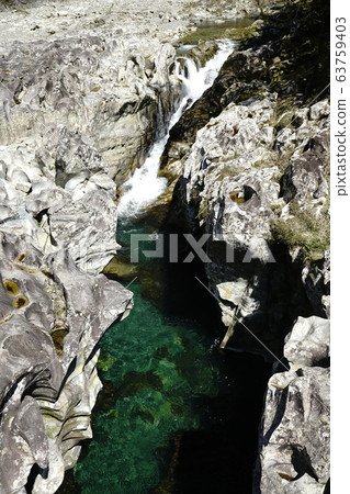 Worship of Kozatigawa cho Falls 63759403
