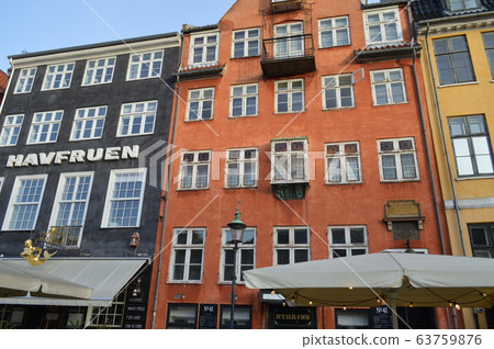 Denmark, Copenhagen, Nyhavn building Denmark, Copenhagen, Nyhavn building 63759876
