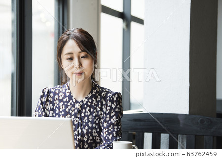 Remote Work Cafe Women Remote Work Cafe Women 63762459