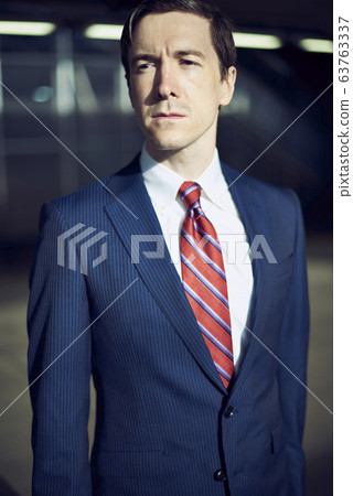 英國商人在東京出差 63763337