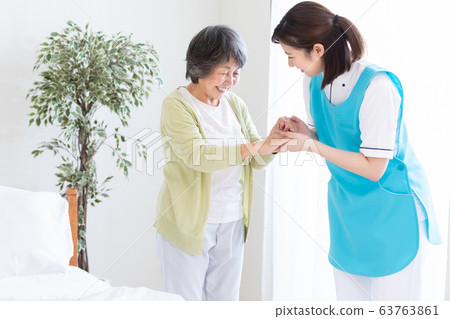 Nursing care image Walking assistance 63763861
