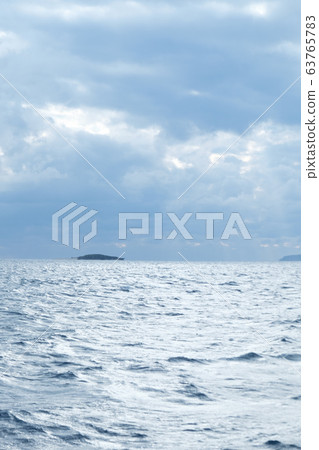 Sea Sea 63765783