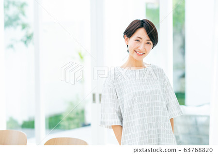 中年婦女 中年婦女 63768820