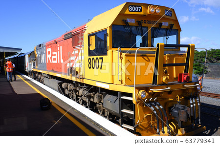 Coastal Pacific Train Coastal Pacific Coastal Pacific Train Coastal Pacific 63779341