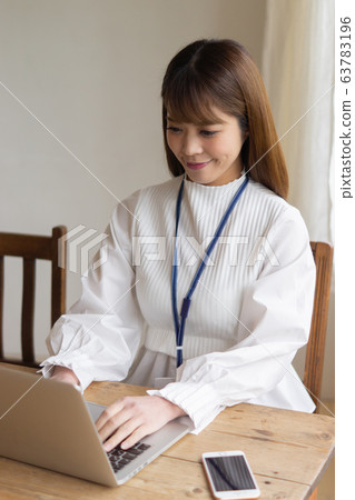 遠程辦公/ SOHO /網絡業務形象 遠程辦公/ SOHO /網絡業務形象 63783196