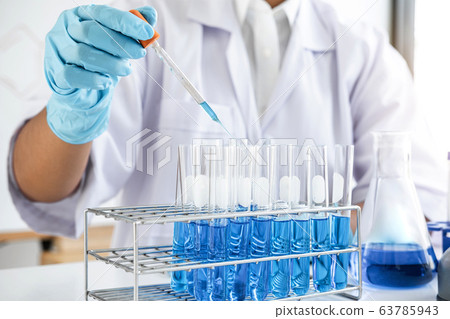 Biochemistry laboratory research, Scientist or 63785943