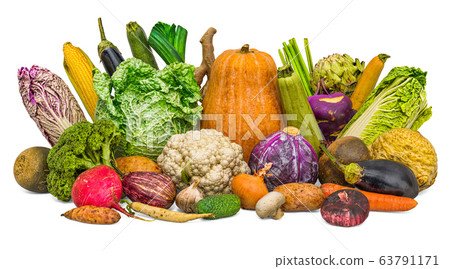 Different vegetables set with realistic texture 63791171