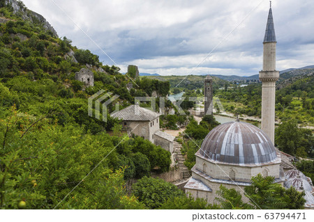 Bosnia and Herzegovina Počitelj mosque and townscape 63794471