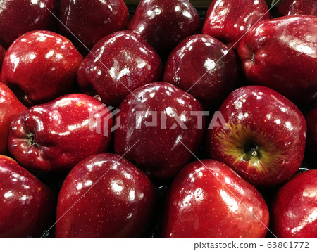 Group of ripe and fresh red apples at farmers 63801772