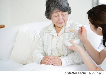 Female Senior Diet assistance Female Senior Diet assistance 63802323