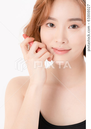 Female beauty young woman Female beauty young woman 63808027