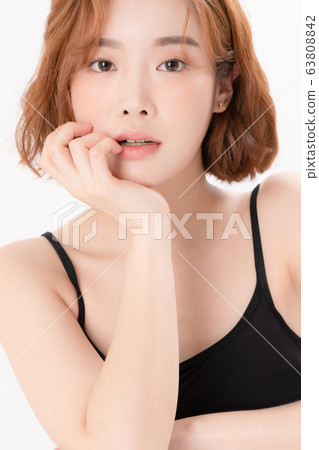 女性美少婦 63808842
