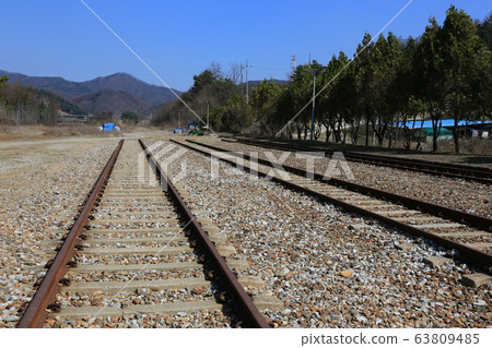 京畿道，楊平郡和古墩站 63809485