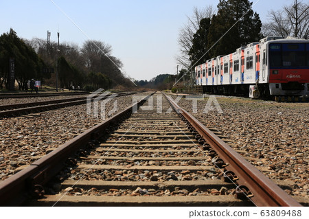 京畿道，楊平郡和古墩站 63809488