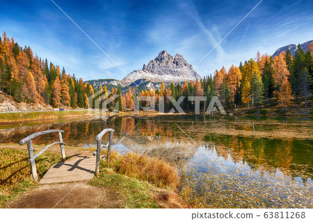 Autumn in italian dolomites - lago antorno Autumn in italian dolomites - lago antorno 63811268