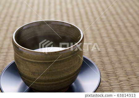 Warm tea Warm tea 63814313