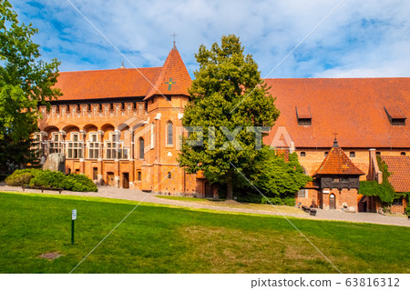 Grand Masters Chapel. Exterior view from courtyard. Malbork Castle, Poland 63816312