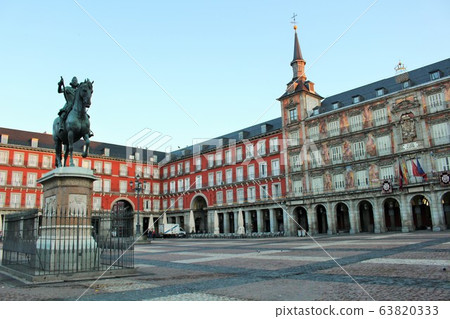 spain, spanish, madrid 63820333